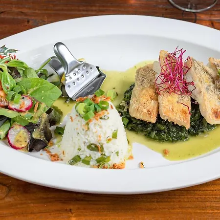 & Restaurant Raueneck