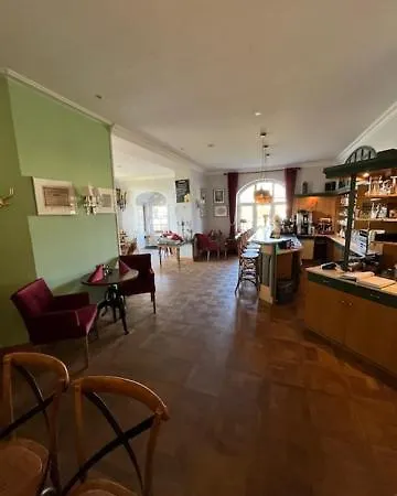 Hotel & Restaurant Raueneck Bad Saarow
