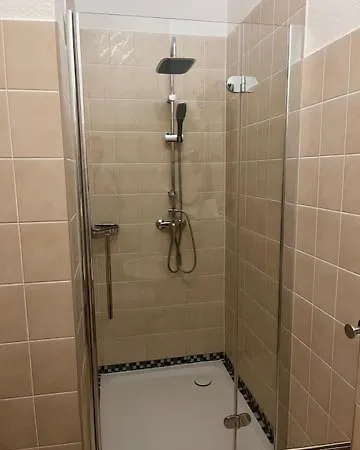 & Restaurant Raueneck מלון