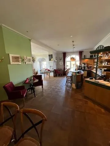 Hotel & Restaurant Raueneck Bad Saarow