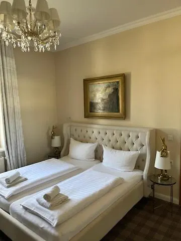 & Restaurant Raueneck