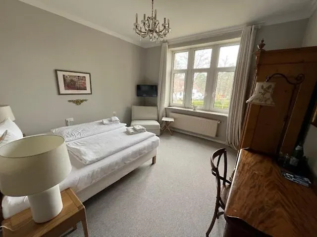 Hotel & Restaurant Raueneck