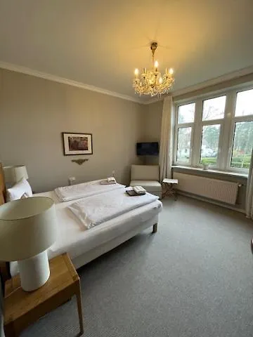 Hotel & Restaurant Raueneck *