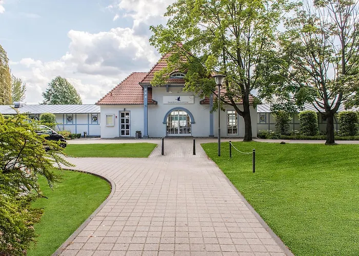 Hotel & Restaurant Raueneck Bad Saarow