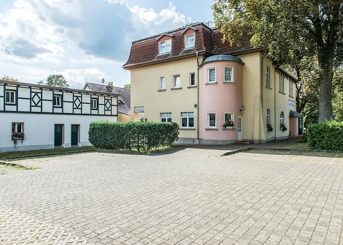 & Restaurant Raueneck Hotel